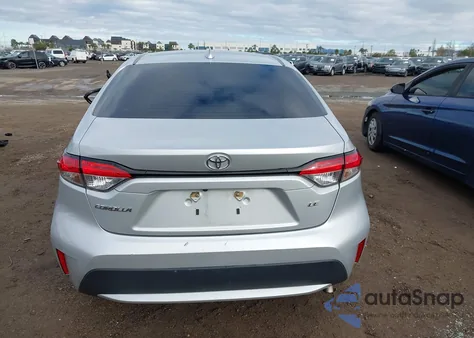 2021 Toyota Corolla Le z USA, uszkodzony, nr VIN 5YFEPMAE7MP223909